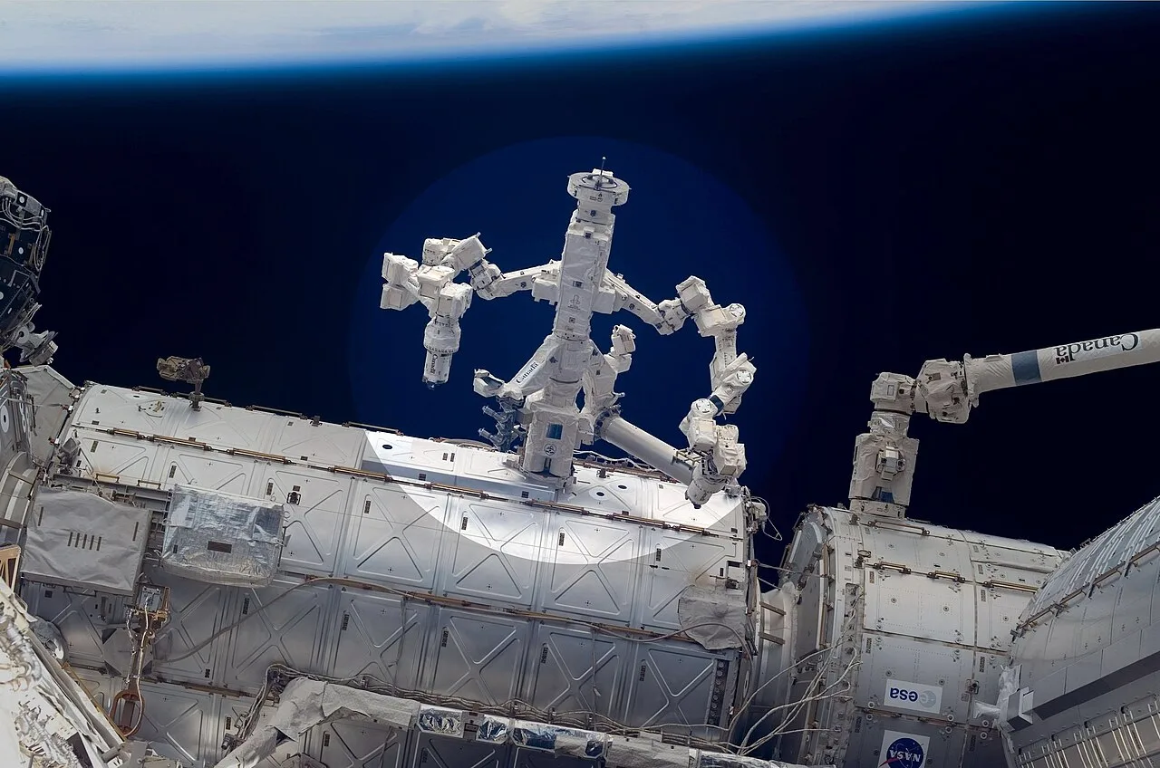 Dextre