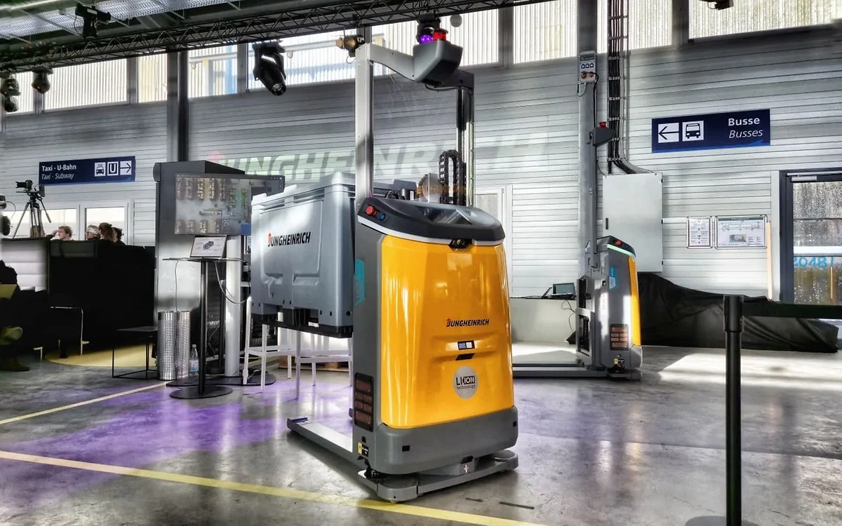 Mobile Robot EAC 212a