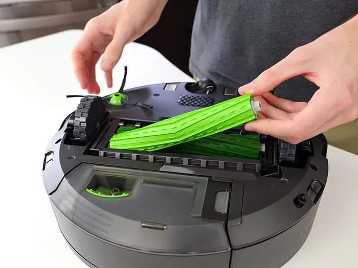 Roomba j7+